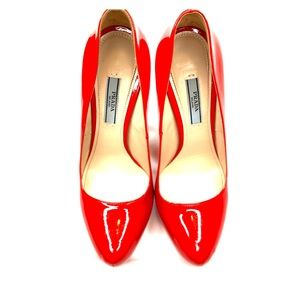 Authentic Vernice Basic Lacca, size 38